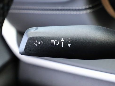 New 2025 Jeep Grand Cherokee Altitude image 34