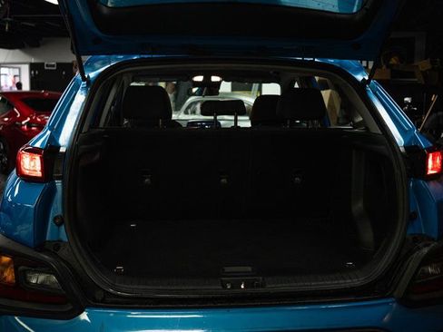 Used 2020 Hyundai Kona SE w/ Cargo Package FWD image 7