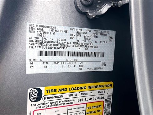 Used 2024 Ford Expedition XLT image 37