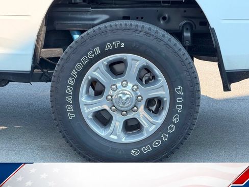 Used 2024 RAM 2500 Big Horn w/ Off Road Package AWD/4WD image 9