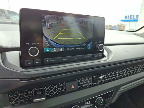 Used 2025 Honda Accord SE image 15