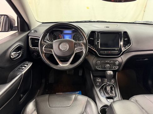 Used 2019 Jeep Cherokee Limited AWD/4WD image 31