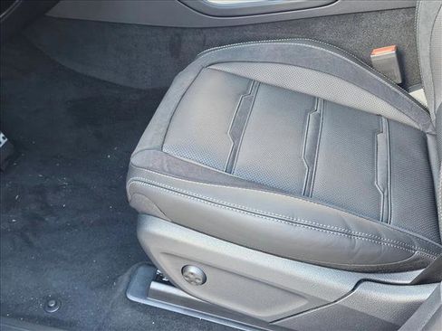 New 2026 Mercedes-Benz GLE 53 AMG 4MATIC image 4