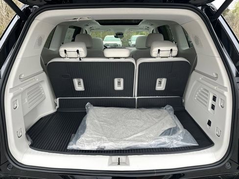 New 2026 Buick Enclave Avenir w/ Super Cruise Package image 19