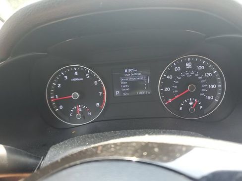 Used 2021 Kia Forte LXS FWD image 23