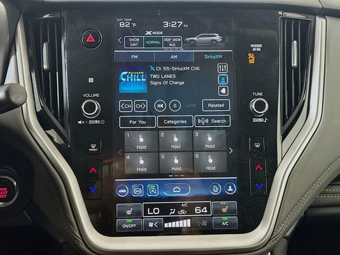 Used 2025 Subaru Outback Onyx Edition AWD/4WD image 19
