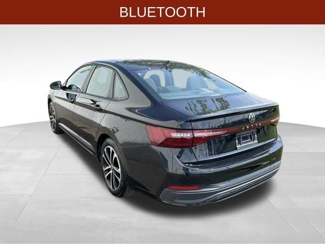 Used 2025 Volkswagen Jetta Sport FWD image 5