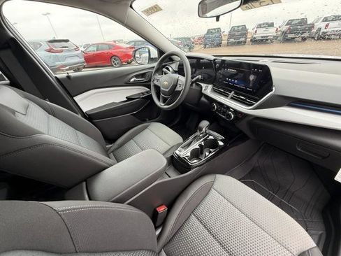 New 2026 Chevrolet Trax LT image 26