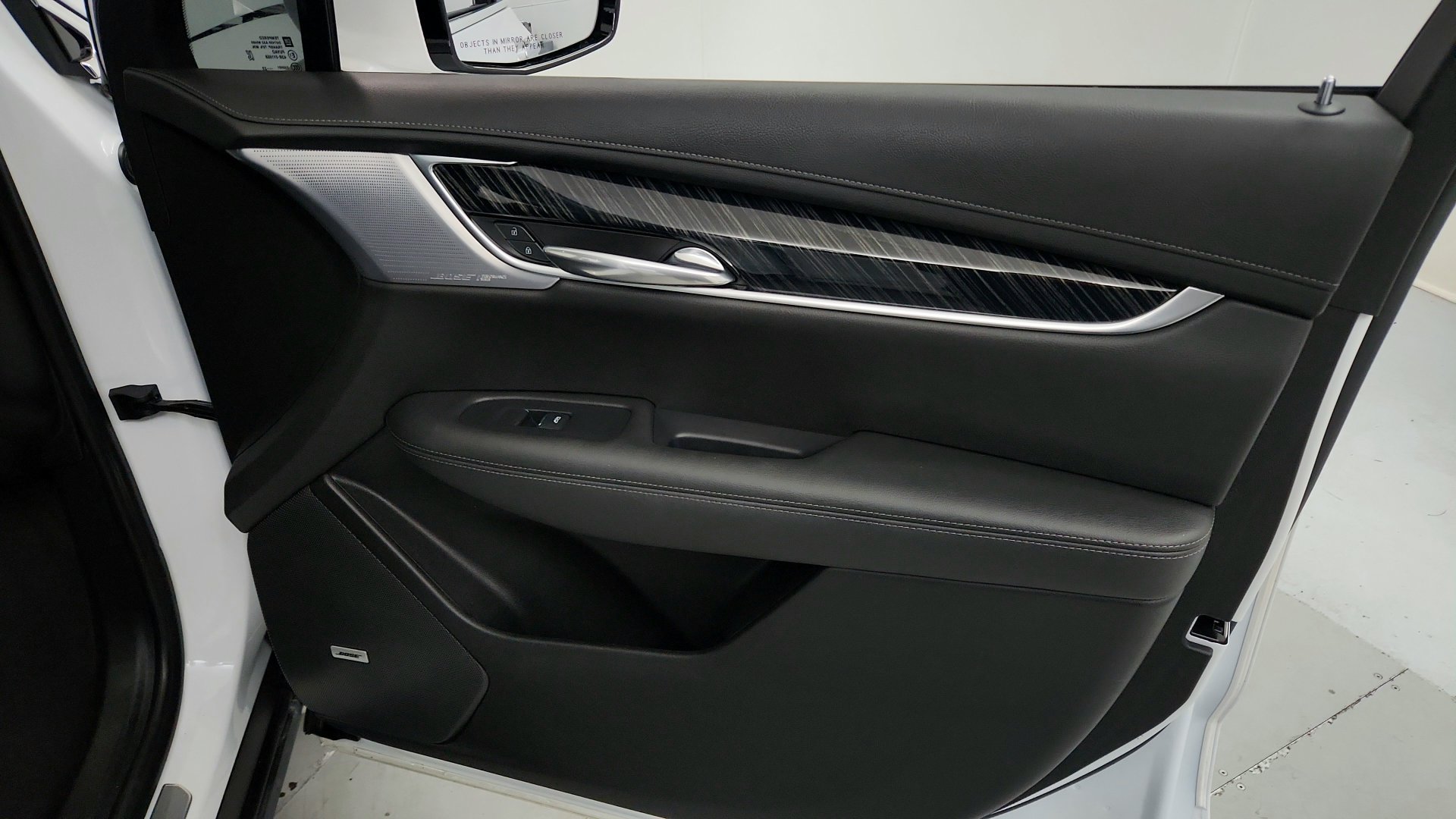 Used 2024 Cadillac XT6 Premium Luxury w/ LPO, Floor Liner Package FWD image 26