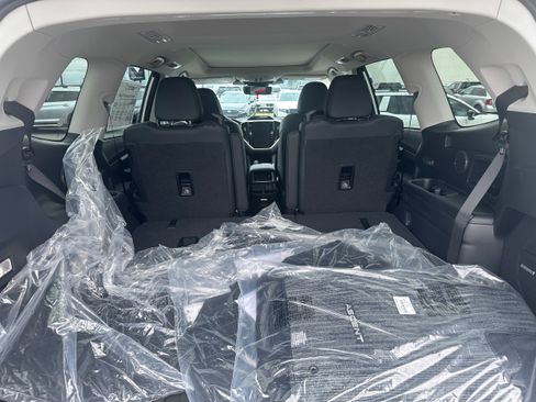 New 2026 Subaru Ascent Limited AWD/4WD image 7