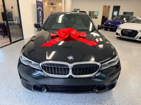 Used 2019 BMW 330i Sedan w/ Convenience Package RWD image 13