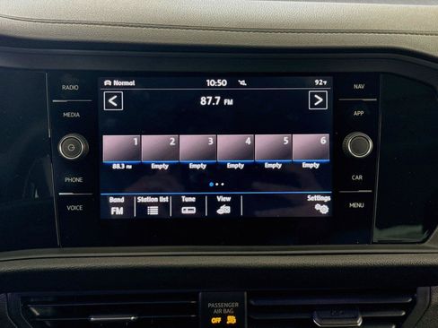 Used 2019 Volkswagen Jetta SEL Premium FWD image 15