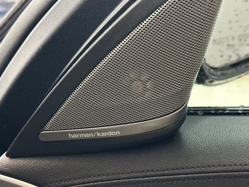 Used 2018 BMW 540i image 21