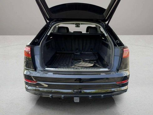 Certified 2024 Audi Q8 Prestige w/ Prestige Package AWD/4WD image 32