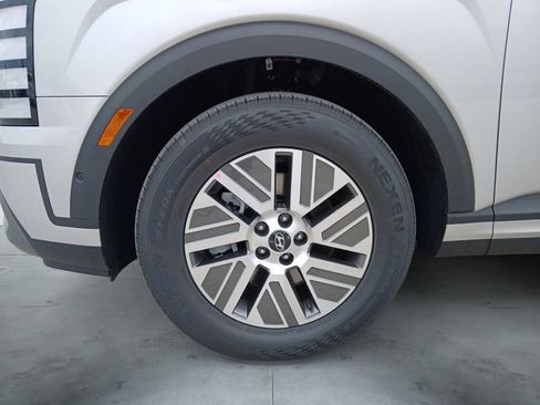 New 2026 Hyundai Palisade FWD Hybrid image 14
