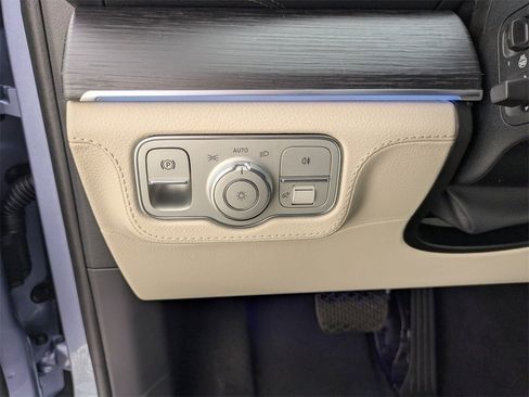 New 2026 Mercedes-Benz GLE 450 4MATIC Coupe image 19