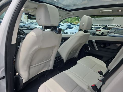 Used 2023 Land Rover Discovery Sport SE AWD/4WD image 10