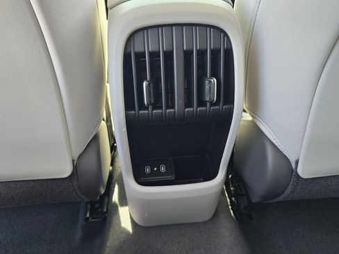 Used 2024 Hyundai Kona SEL FWD image 15