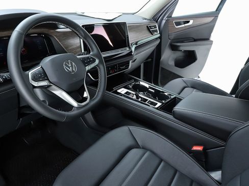 New 2026 Volkswagen Atlas SEL AWD/4WD image 59