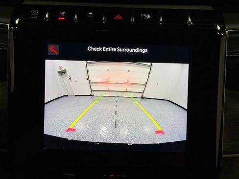 Used 2021 Jeep Grand Cherokee L Limited AWD/4WD image 29