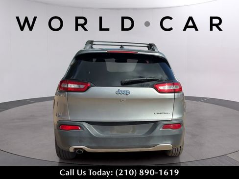 Used 2016 Jeep Cherokee Limited FWD image 8