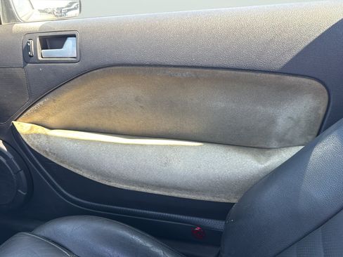 Used 2006 Ford Mustang GT RWD image 17