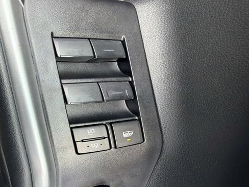 Certified 2025 Toyota Highlander XSE AWD/4WD image 8