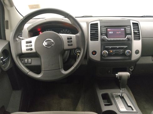 Used 2015 Nissan Xterra S RWD image 22