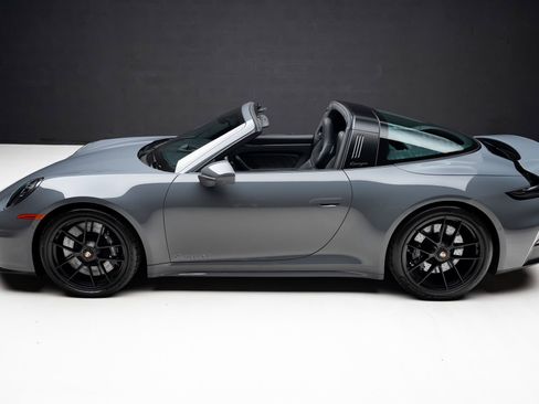 Used 2026 Porsche 911 Targa 4 GTS AWD/4WD image 18