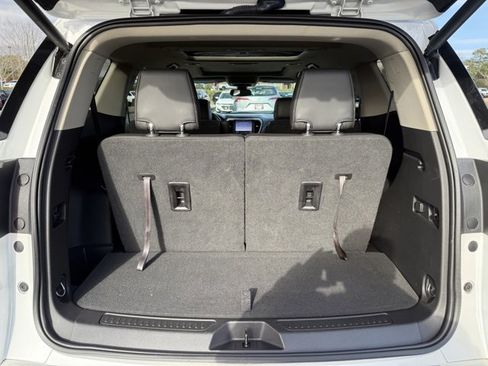 Used 2018 GMC Acadia Denali w/ Technology Package image 30