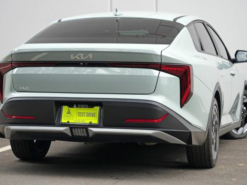 Used 2025 Kia K4 EX FWD image 4