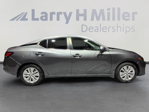 Certified 2025 Nissan Sentra S image 6