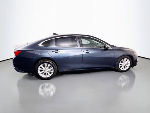 Used 2019 Chevrolet Malibu Hybrid image 11