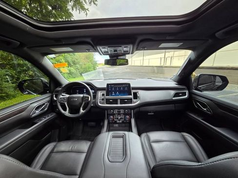 Used 2024 Chevrolet Tahoe Z71 w/ Z71 Off-Road Package AWD/4WD image 32