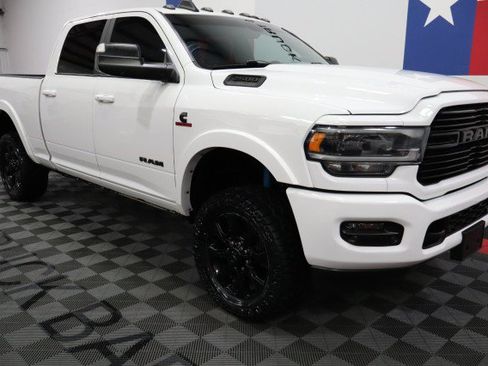 Used 2020 RAM 2500 Laramie w/ Night Edition AWD/4WD image 17
