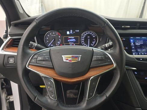Used 2023 Cadillac XT5 Premium Luxury AWD/4WD image 10