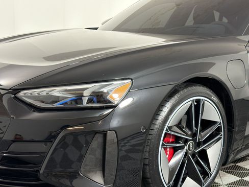 Used 2022 Audi RS e-tron GT AWD/4WD image 9