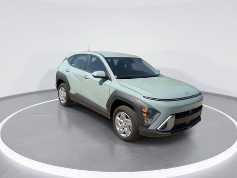 New 2026 Hyundai Kona SE AWD/4WD image 2