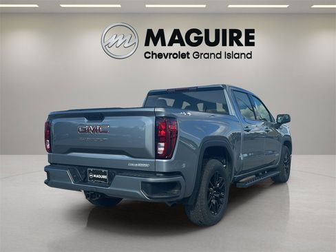 Used 2023 GMC Sierra 1500 Elevation image 26
