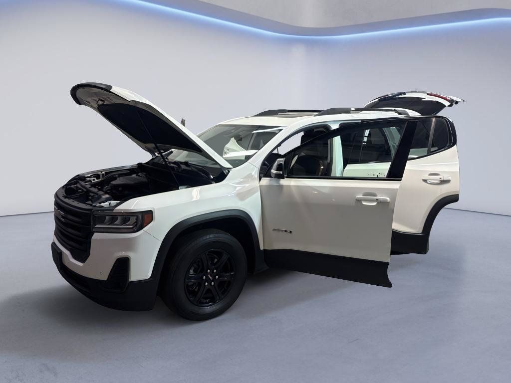 Used 2022 GMC Acadia AT4 w/ Technology Package AWD/4WD image 11