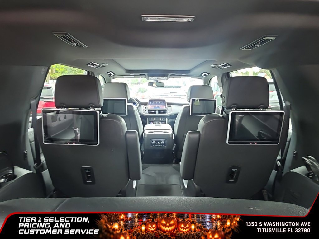 Used 2022 Chevrolet Suburban Z71 w/ Luxury Package AWD/4WD image 16