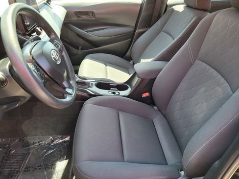 Used 2023 Toyota Corolla LE FWD image 16
