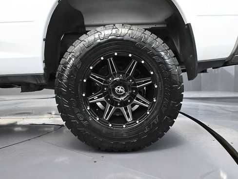 Used 2022 RAM 2500 Tradesman image 14