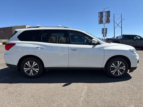 Used 2018 Nissan Pathfinder SL w/ Cargo Package AWD/4WD image 3