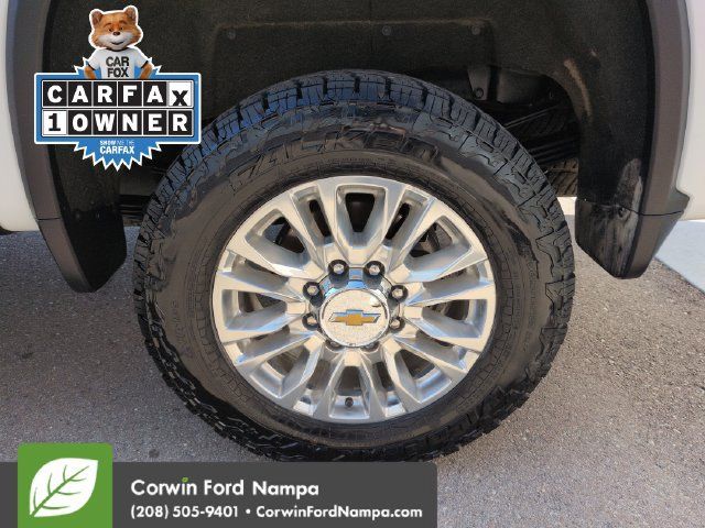 Used 2023 Chevrolet Silverado 3500 High Country w/ Z71 Off-Road Package AWD/4WD image 33