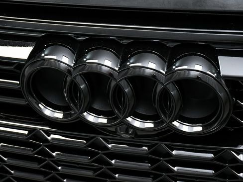 Used 2025 Audi RS 6 performance w/ Black Optic Package AWD/4WD image 90