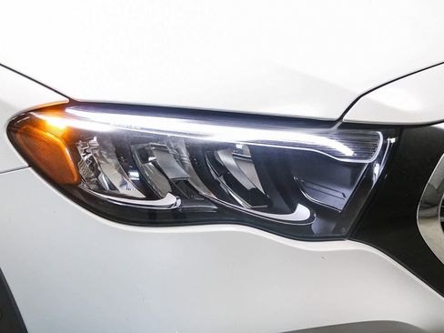 New 2025 Mercedes-Benz E 450 4MATIC All-Terrain Wagon image 4