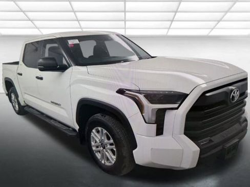 Used 2025 Toyota Tundra SR5 image 1