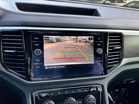 Used 2022 Volkswagen Atlas SE image 26