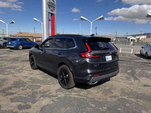 Used 2025 Honda CR-V Sport Touring image 7